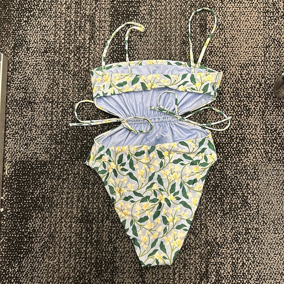 Agua by Agua Bendita Azul Swimsuit - Picture 5 of 7